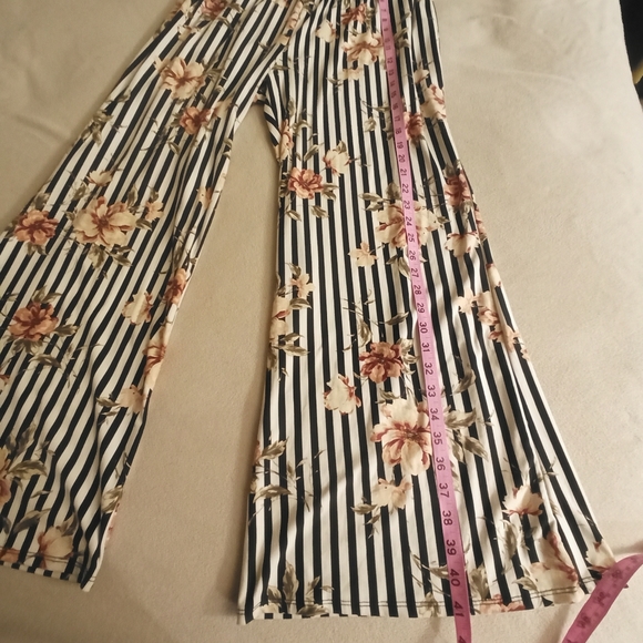 Vibe Sportswear, Sexy Jumper/Romper XL C47 - Picture 10 of 14